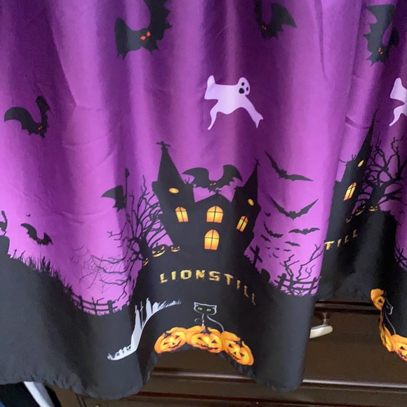 Purple retro style Halloween dress - Picture 3 of 5